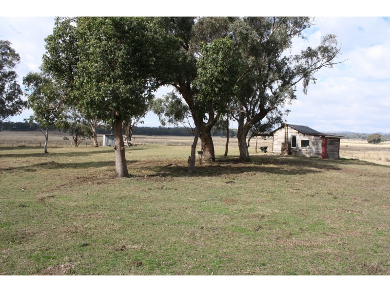 469 Cunningham Road, Cunningham QLD 4370