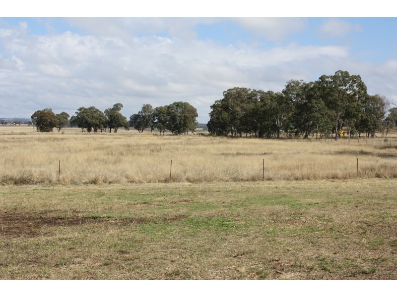 469 Cunningham Road, Cunningham QLD 4370