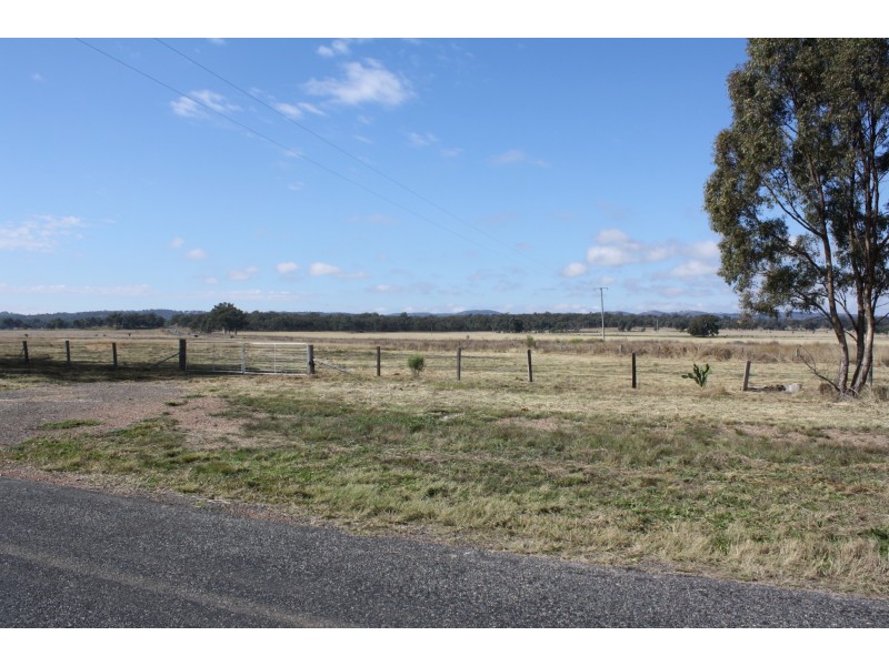 469 Cunningham Road, Cunningham QLD 4370