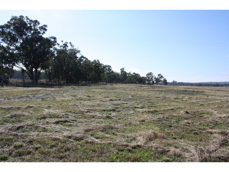 469 Cunningham Road, Cunningham QLD 4370