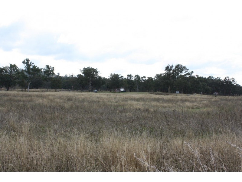 469 Cunningham Road, Cunningham QLD 4370