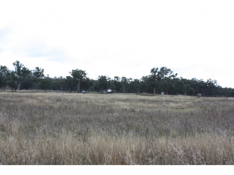 469 Cunningham Road, Cunningham QLD 4370