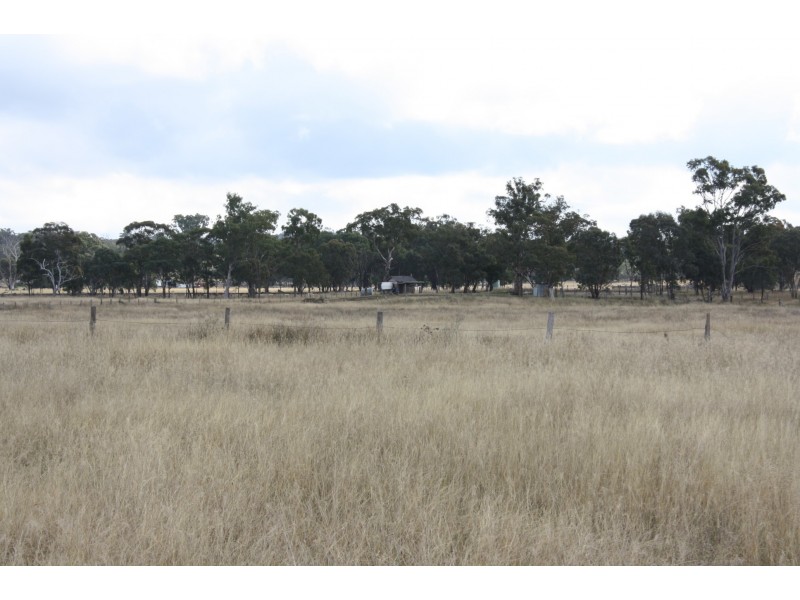 469 Cunningham Road, Cunningham QLD 4370