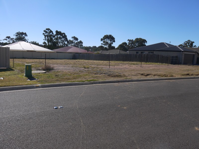 7 Rose Lea Ct, Warwick QLD 4370