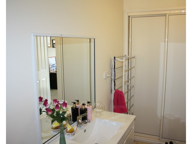 33 Hodgson St, Maryvale QLD 4370