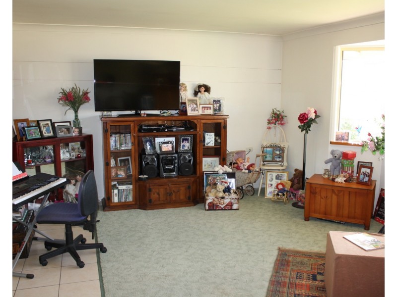 33 Hodgson St, Maryvale QLD 4370