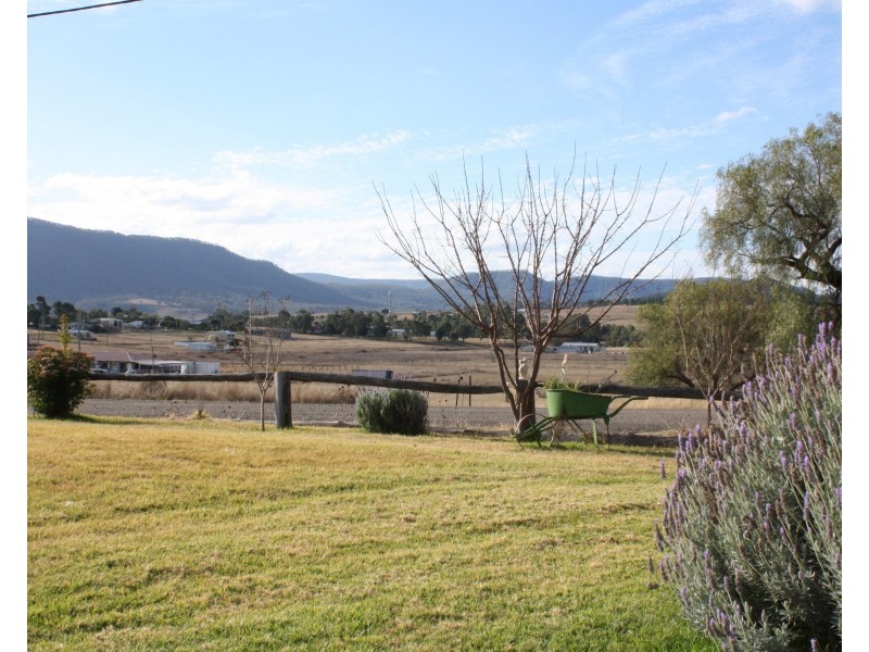 33 Hodgson St, Maryvale QLD 4370