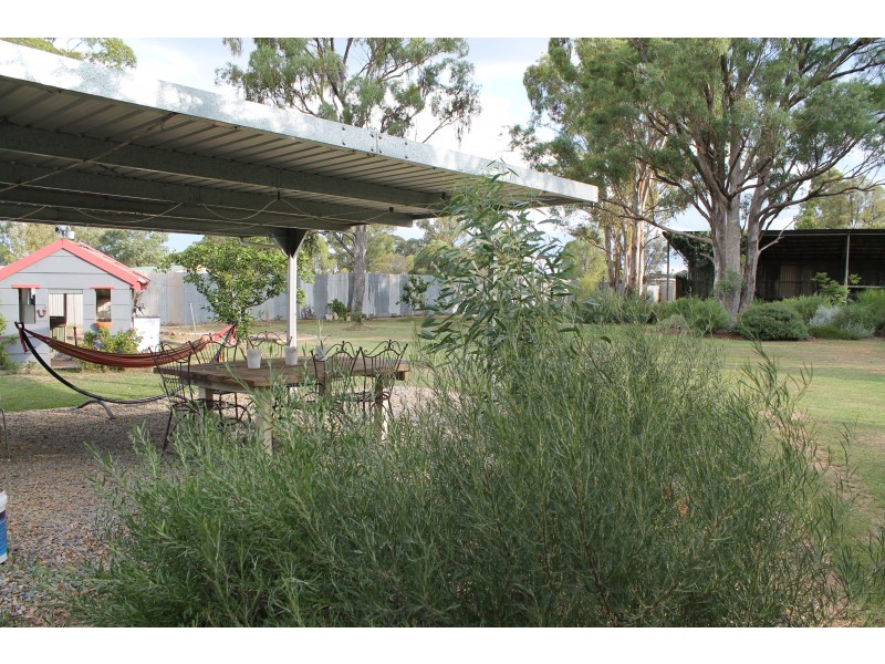 13977 Cunningham Hwy, Warwick QLD 4370