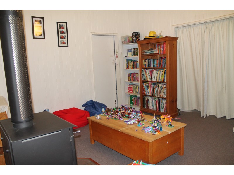 13977 Cunningham Hwy, Warwick QLD 4370