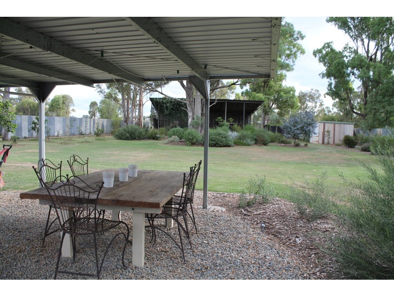 13977 Cunningham Hwy, Warwick QLD 4370