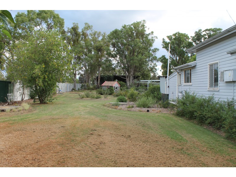 13977 Cunningham Hwy, Warwick QLD 4370