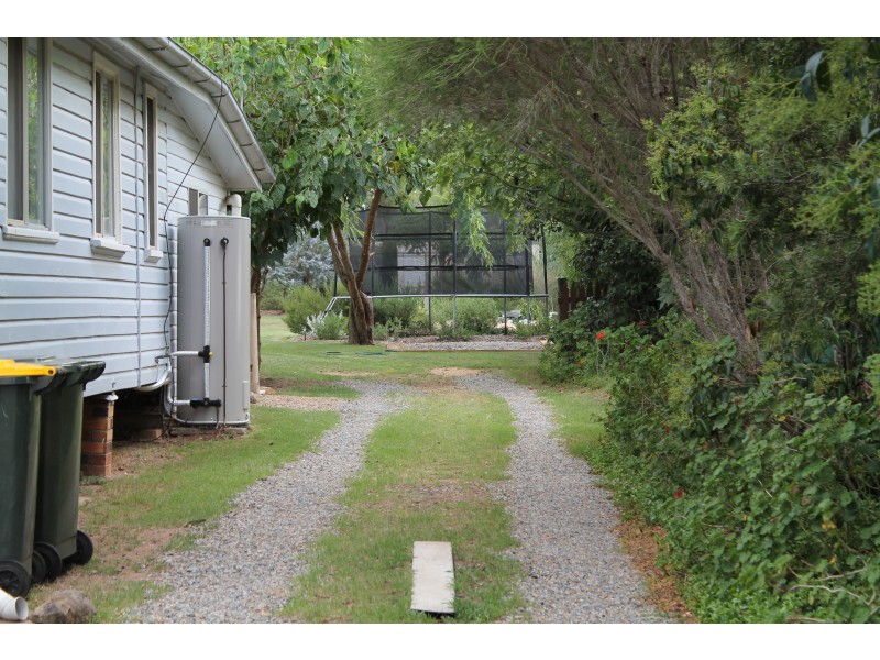 13977 Cunningham Hwy, Warwick QLD 4370