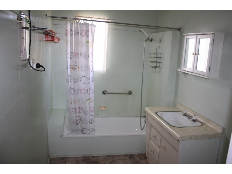 28 Drayton St, Allora QLD 4362