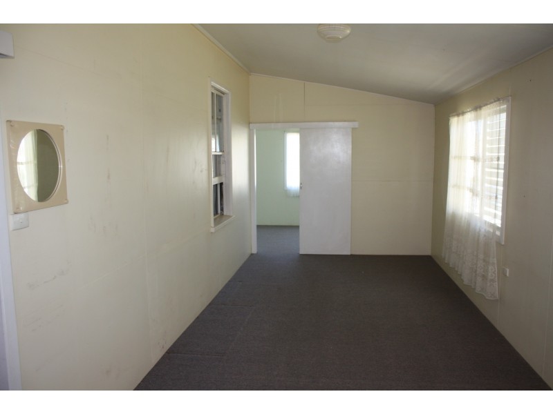 28 Drayton St, Allora QLD 4362