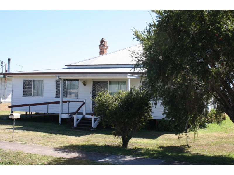 28 Drayton St, Allora QLD 4362