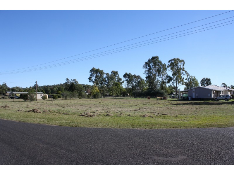 Lot 4 MacIntyre Street, Leyburn QLD 4365
