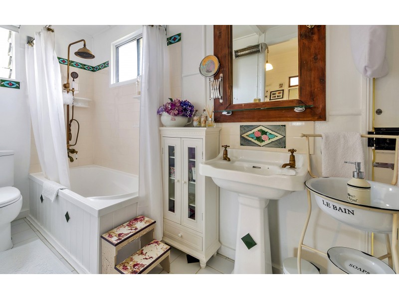 21 Drayton Street, Allora QLD 4362