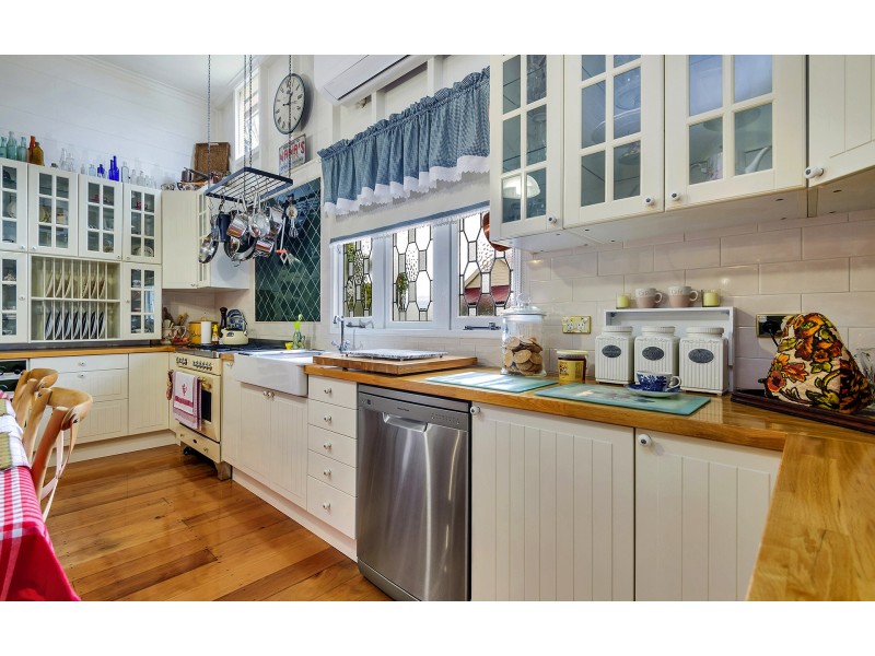 21 Drayton Street, Allora QLD 4362