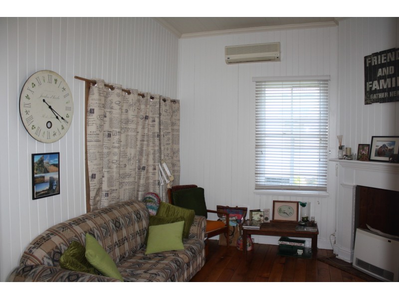 43 Forde St, Allora QLD 4362