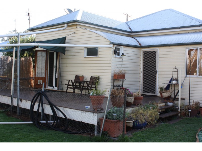 43 Forde St, Allora QLD 4362