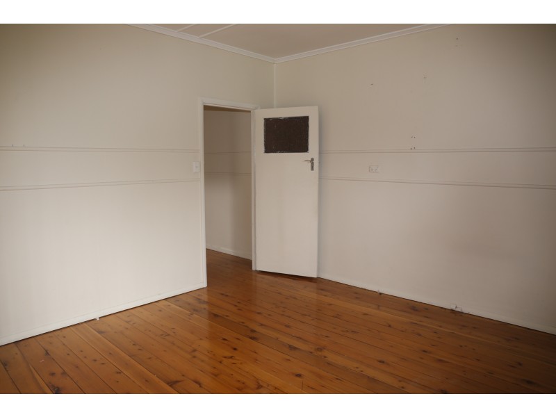 273 Pratten St, Warwick QLD 4370