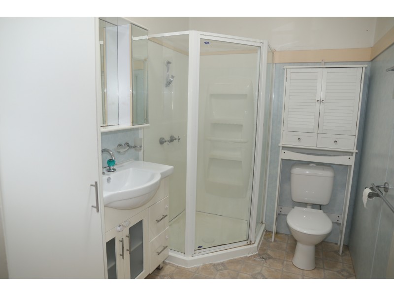 273 Pratten St, Warwick QLD 4370