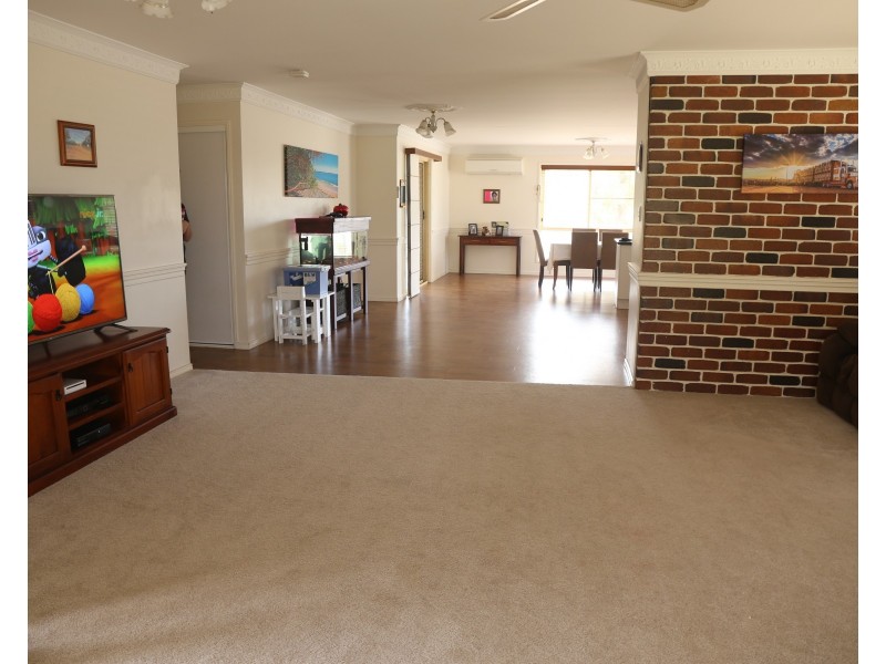 22 Peace Street, Warwick QLD 4370