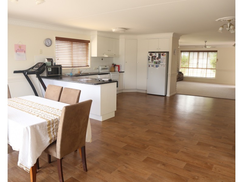 22 Peace Street, Warwick QLD 4370