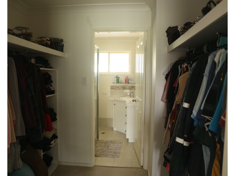 22 Peace Street, Warwick QLD 4370