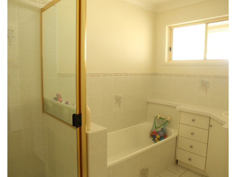 22 Peace Street, Warwick QLD 4370