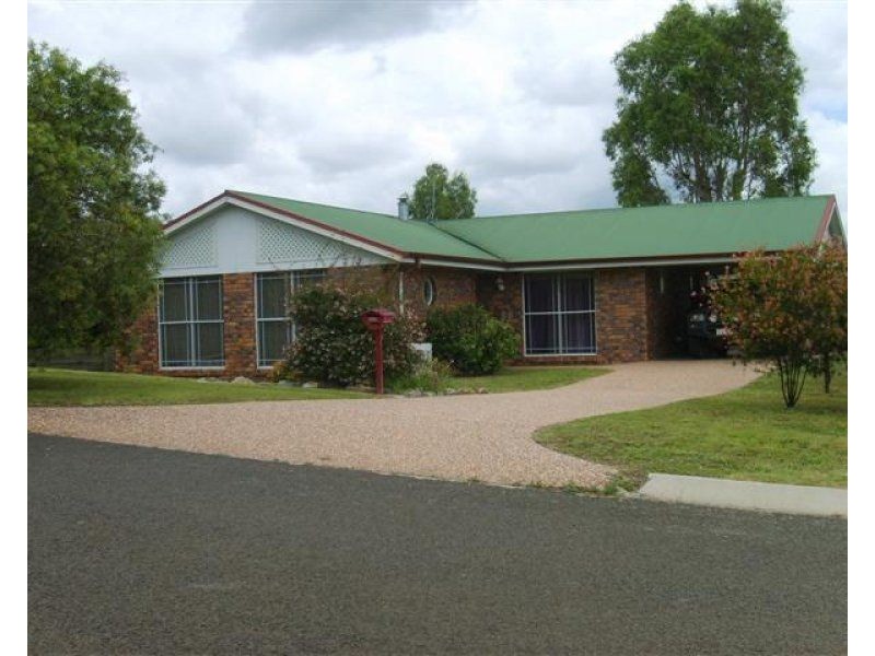 10 Lyons Crescent, Warwick QLD 4370