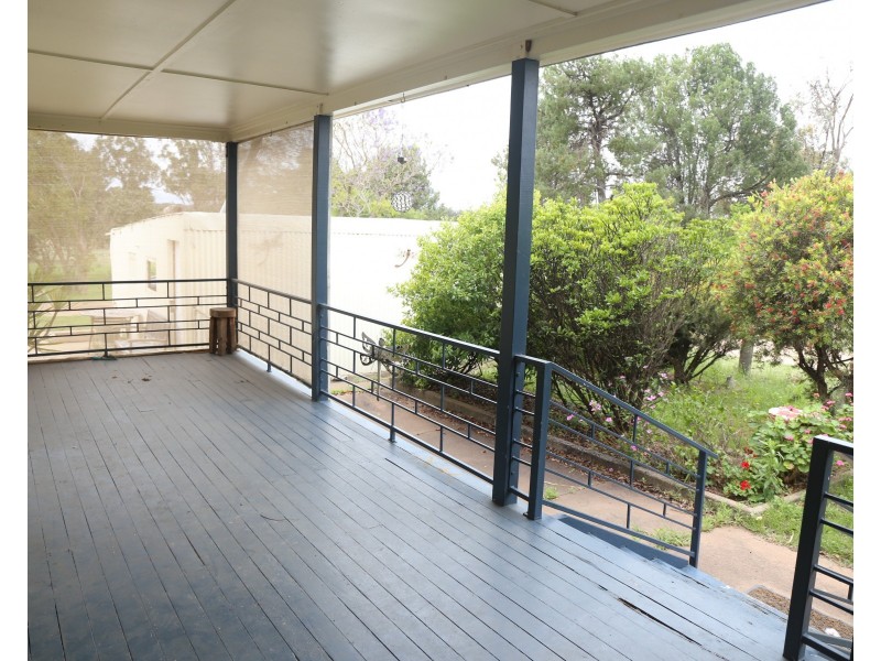 273 Pratten St, Warwick QLD 4370