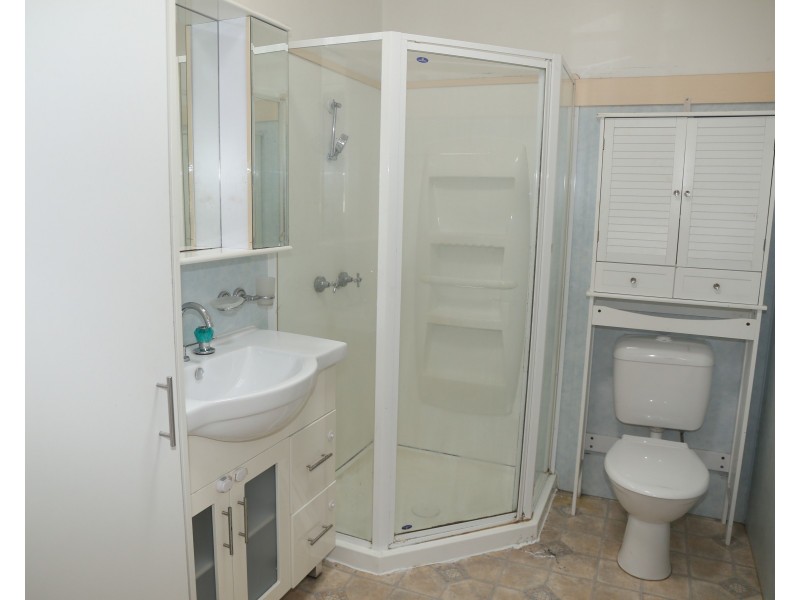 273 Pratten St, Warwick QLD 4370