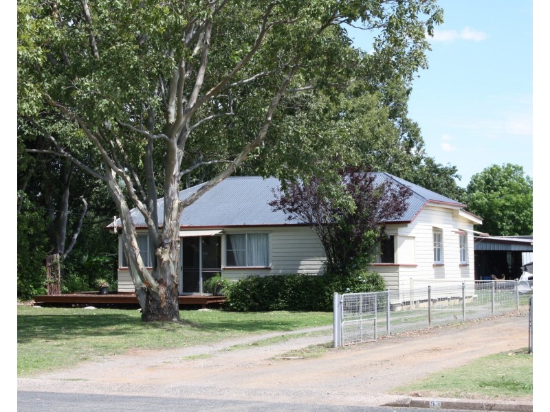 51 Darling St, Allora QLD 4362
