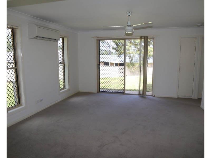 8 Chapel Ct, Warwick QLD 4370