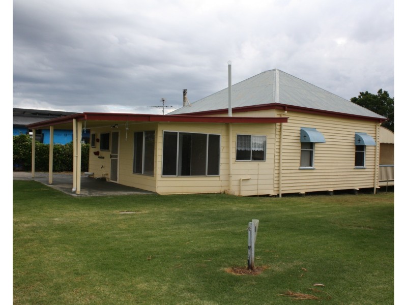 3 Catherine St, Clifton QLD 4361