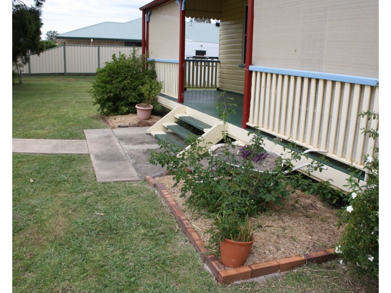 3 Catherine St, Clifton QLD 4361