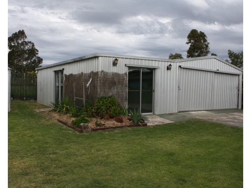 3 Catherine St, Clifton QLD 4361
