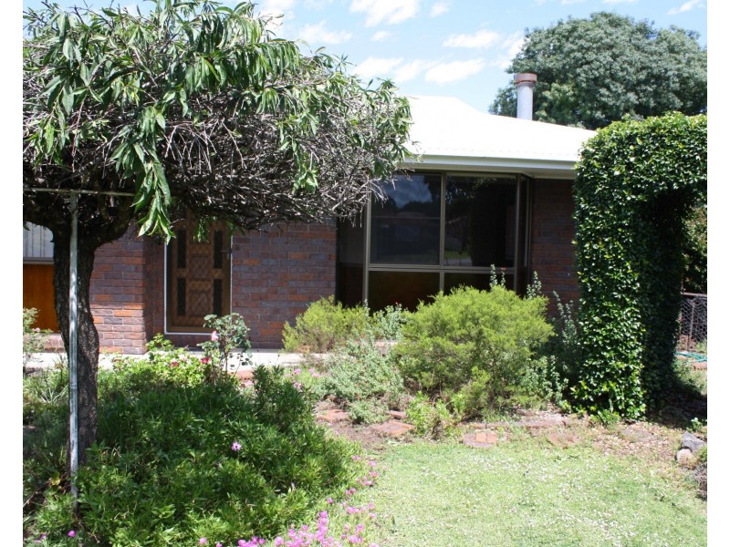 20 Raff St, Allora QLD 4362