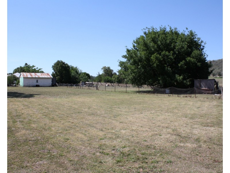 4 New England Hwy, Allora QLD 4362