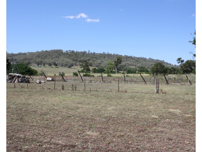 4 New England Hwy, Allora QLD 4362