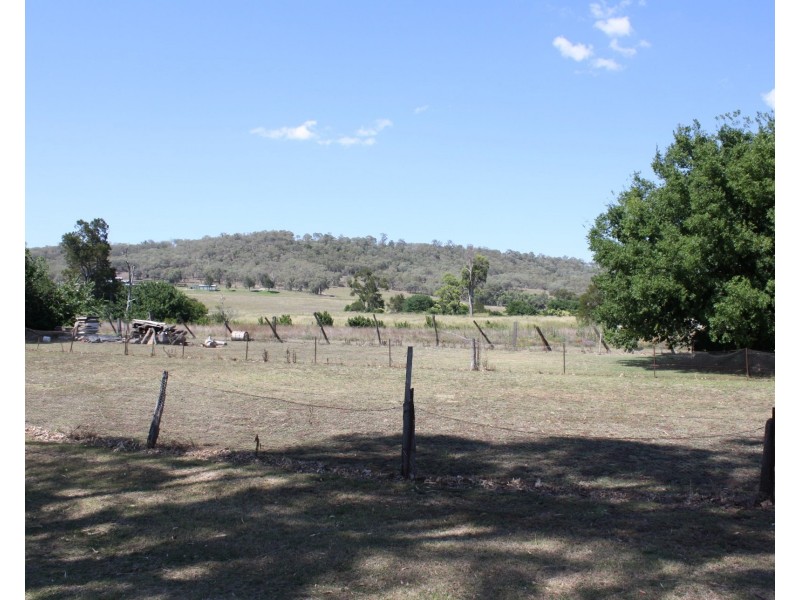 4 New England Hwy, Allora QLD 4362