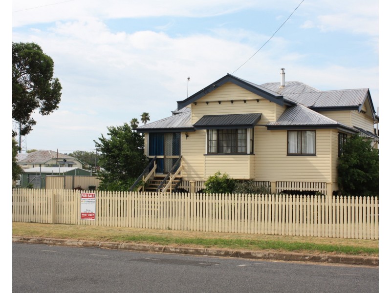 11 King St, Warwick QLD 4370