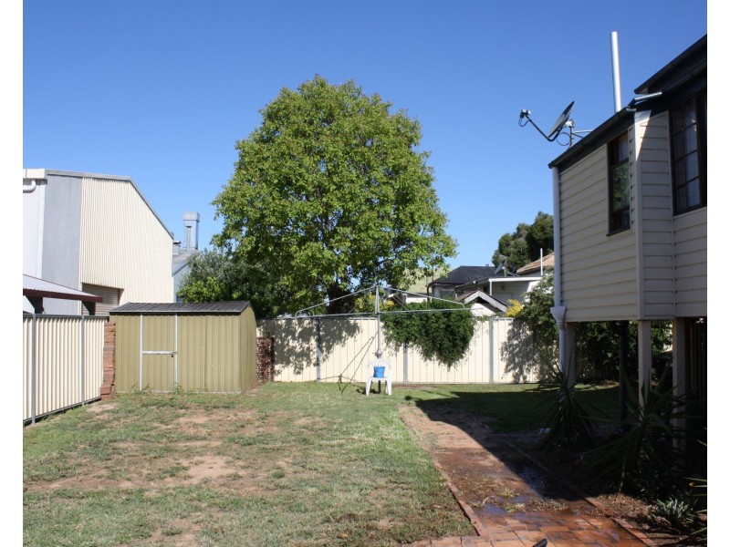 11 King St, Warwick QLD 4370