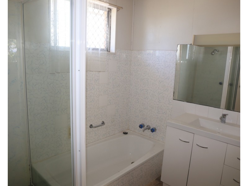 14 Gilbert Crescent, Warwick QLD 4370