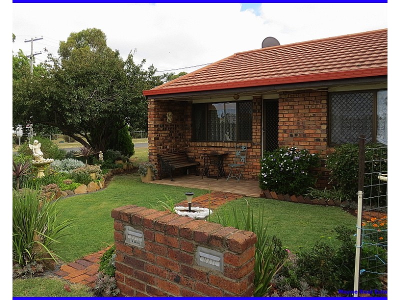 1/8 Edward St, Clifton QLD 4361