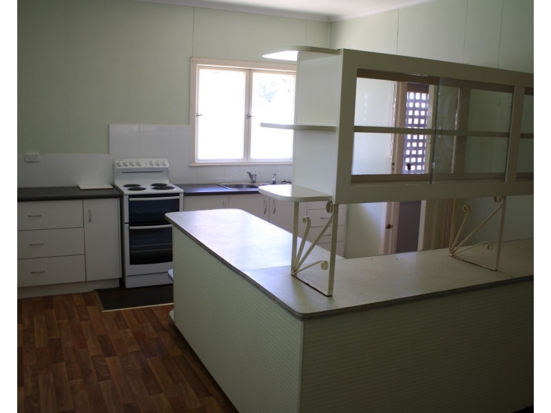 86 Herbert Street, Allora QLD 4362