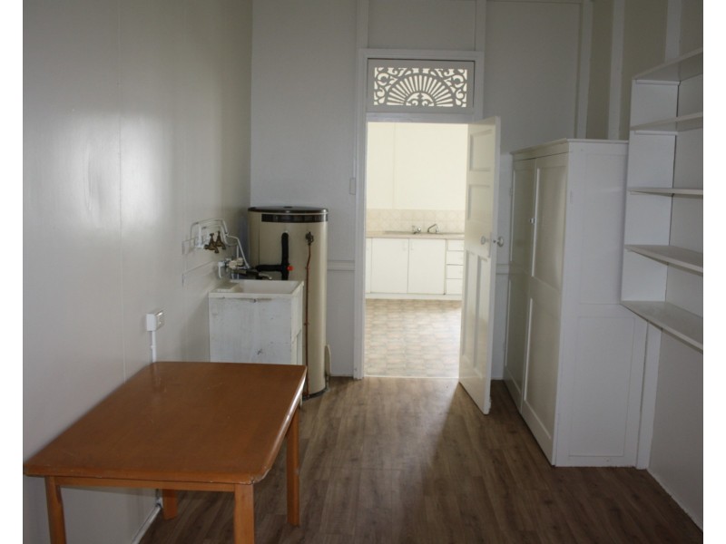 86 Herbert Street, Allora QLD 4362