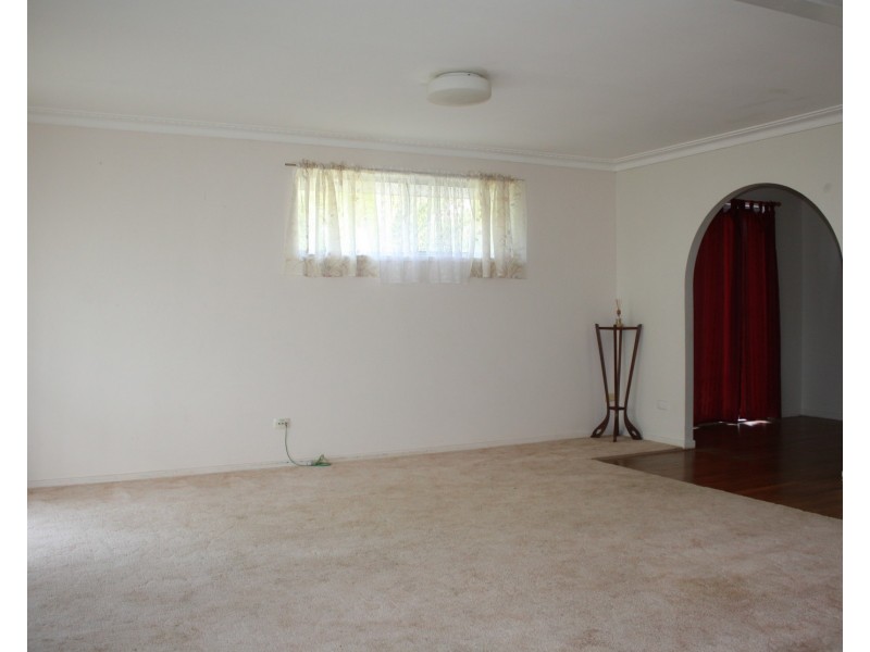 12 Potters Rd, Maryvale QLD 4370