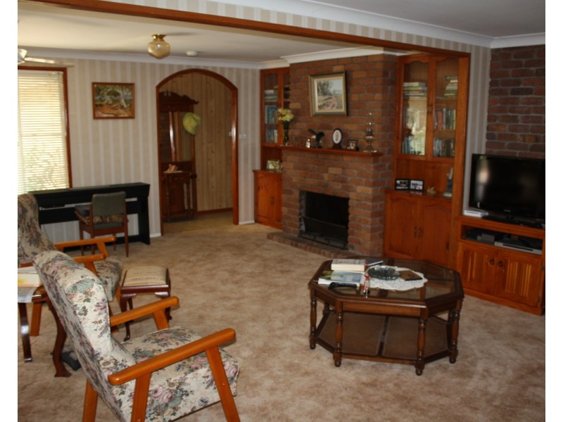46 Arnold St, Allora QLD 4362